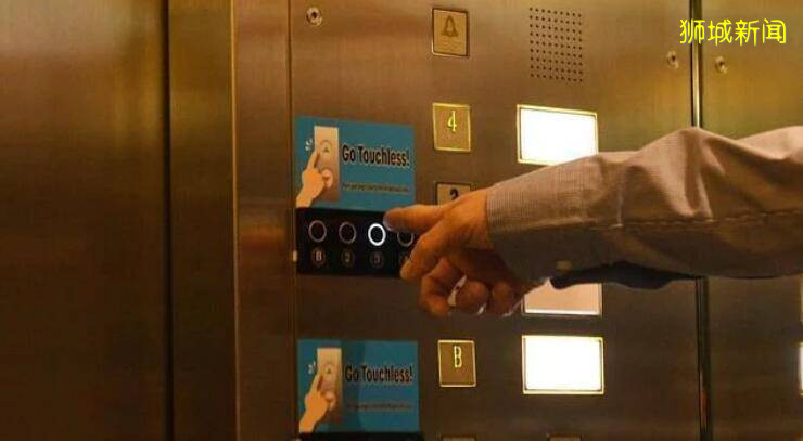 不能来一场说走就走的旅行,那就来樟宜机场shopping吧,樟宜机场采用高科技为旅客保驾护航