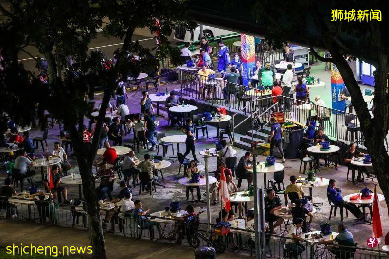 狮城西部咖啡店变酒城 多人无视防疫条例