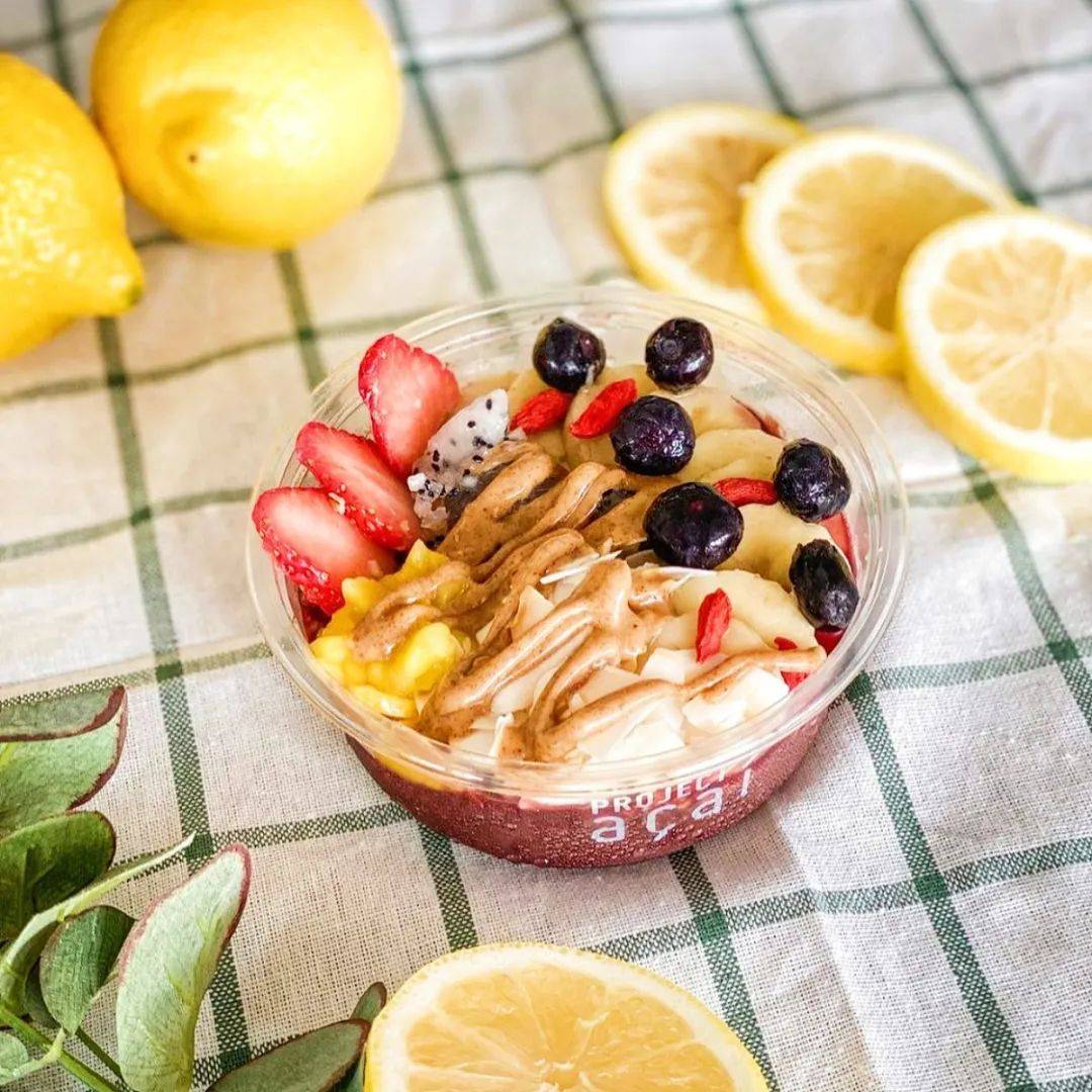 你與馬甲線之間，真的就只差一碗“Açaí Bowl”