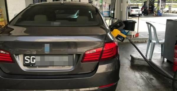 新国轿车禁添RON95 油站违例可罚200万