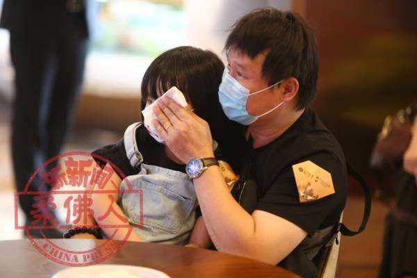 ◤行動管制◢女童親筆信送母親 12新馬家庭 線上團聚