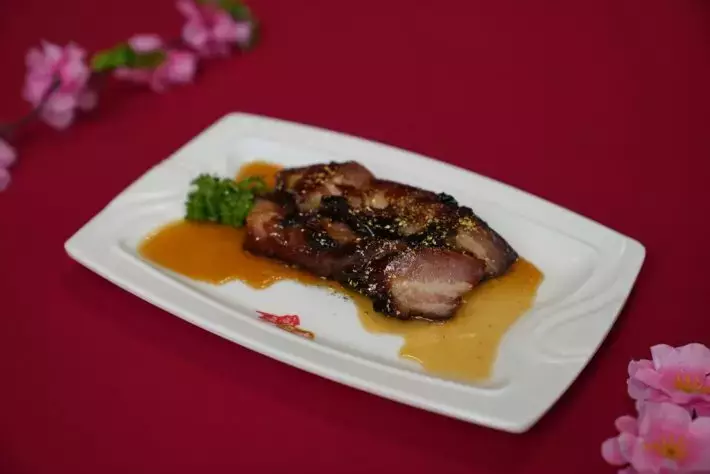 新加坡20家熱門年夜飯大盤點！打包帶回家吃安全又美味！還有早鳥預訂優惠，快來Get吧