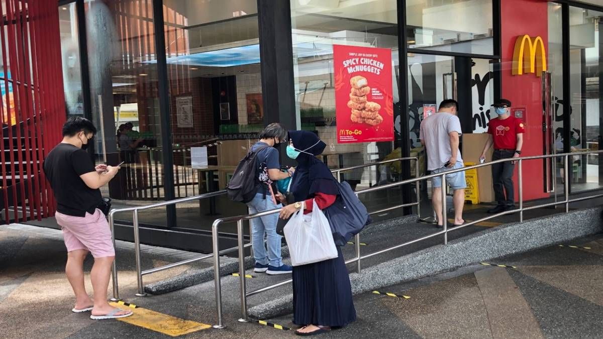 24小时麦当劳以及麦当劳外送回来新加坡啦