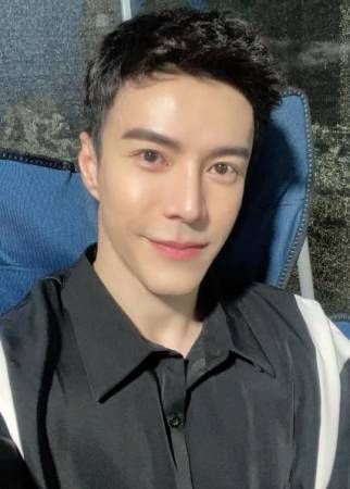 王冠逸抱病赶拍杀青戏 一度担心无法登机返新