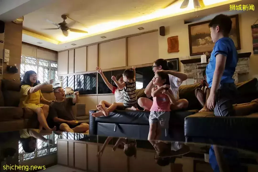 在新加坡養8個孩子，一周只花$300！沒有女傭，日子到底過得怎麽樣