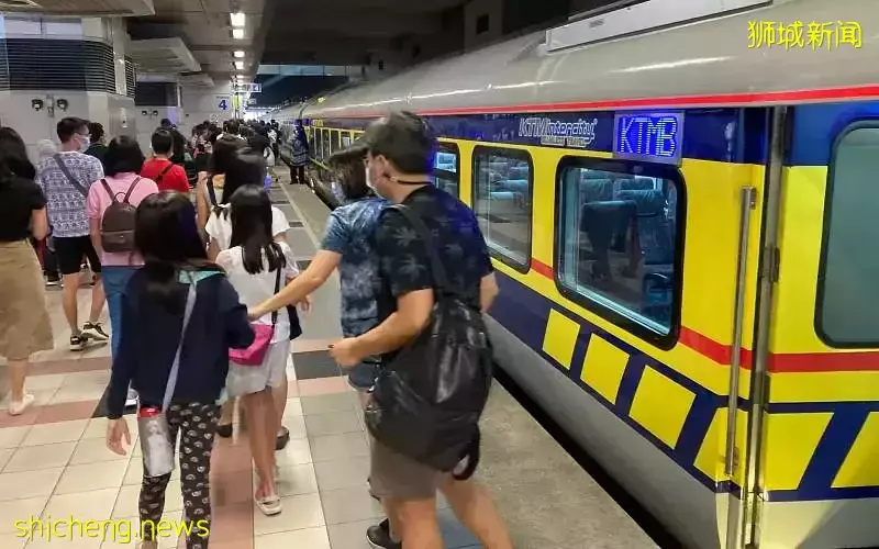 高峰時段7萬張車票售罄 停運兩年重啓 新柔火車需求大