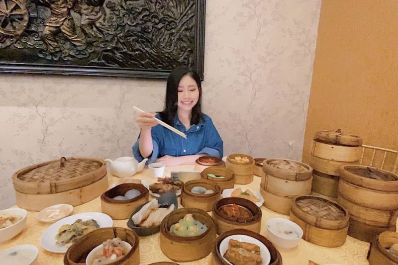 隐藏在HDB的超正宗广式点心店!传统手推车上菜,人均30新点心自助吃到撑