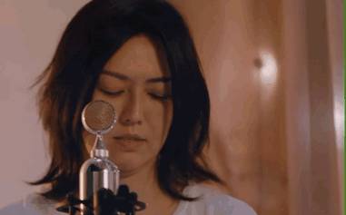 孫燕姿出道20周年直播上熱搜，淩亂頭發、素顔微笑、滿滿回憶!