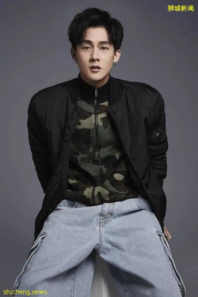 來自獅城的陽光男孩,長相帥氣、愛運動,是初戀的感覺