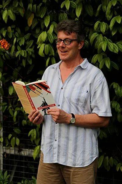 這個洋教授被新加坡國大NUS開除!開會喝酒、發色情簡訊