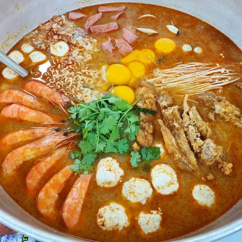 新加坡XXL泰國媽媽面！“Flying Wok飛鍋” 泰味十足媽媽面從S$13++ ，解饞 + 解“思戀“🇹🇭