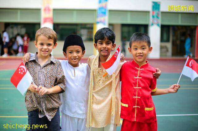 新加坡华人为什么歧视印度人？尴尬的印度裔，新加坡的老三不好当 