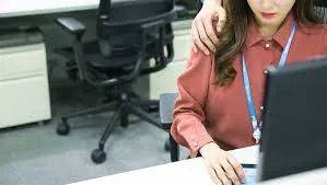 偷拍，性騷擾，強奸…我看夠了這樣的新加坡!