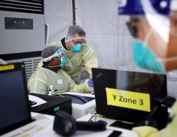 这是他们应该得到的 新加坡7万名医护人员获得特别花红