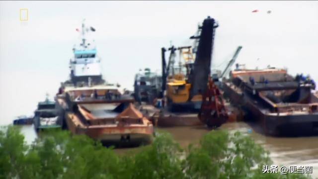 97年新加坡航班坠毁,疑机长携乘客殉亡,林俊杰为亡者写歌纪念