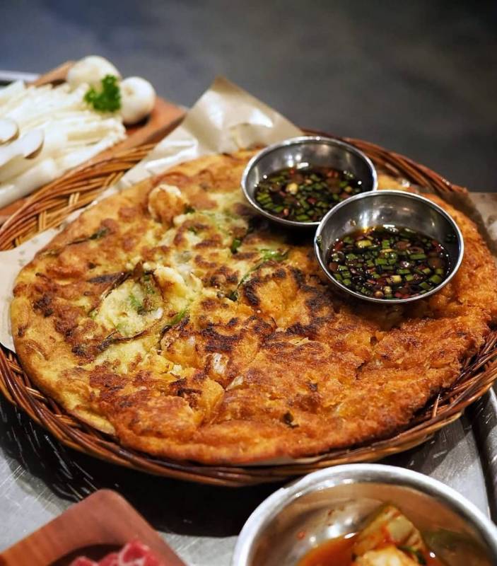 新加坡“便靓正”韓國餐🇰🇷 猶如走進80年代韓國路邊攤！午餐套餐差不多夠2人食，平均一人才S$7.50