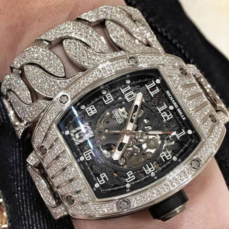 這個新加坡富二代上了亞裔富豪真人秀!手上戴一棟豪宅,跟宋朝太子妃做朋友