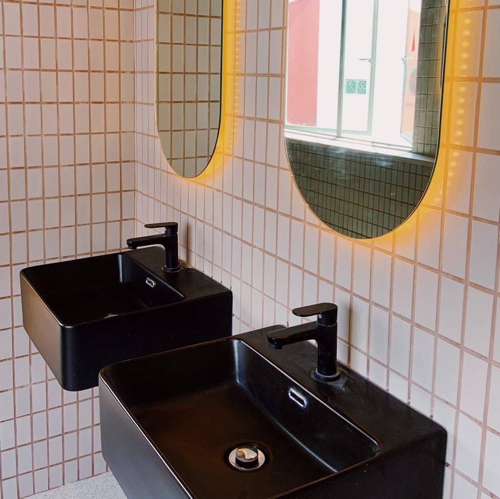 體驗膠囊旅館🛏KINN Capsule Hotel🔑小而美極簡風格、打造完美私人時光,每晚$40起💸