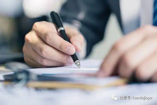 十五万人离开新加坡的2020,我拿到了PR绿卡