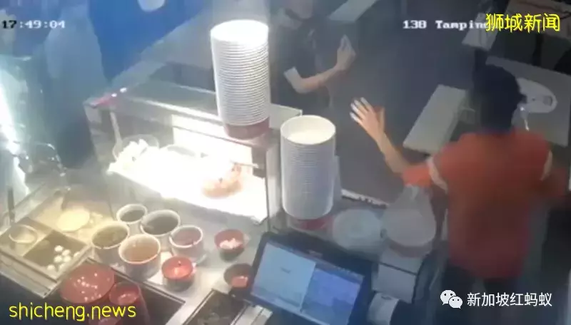 公共場所頻頻出現肢體沖突事件　新加坡人戾氣變重了