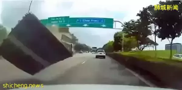 險過剃頭！奧迪快一步 逃過一劫