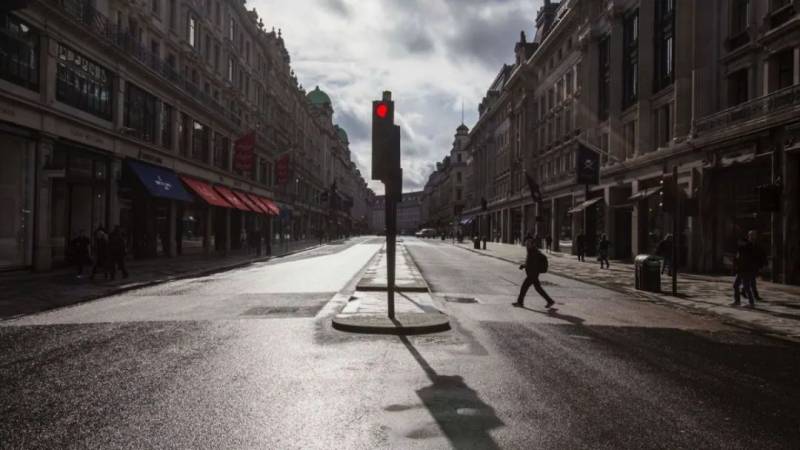 一文读懂被新加坡抗疫指挥官公开批评的英法德“群体免疫”