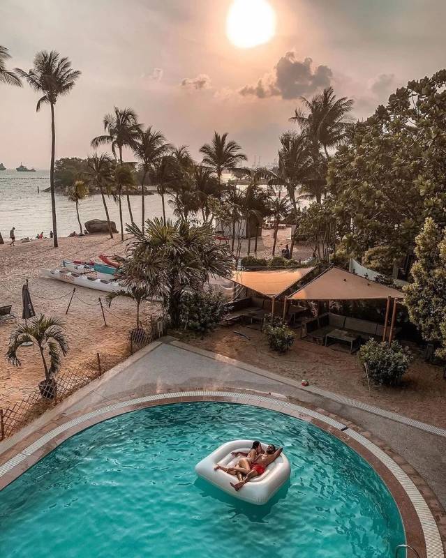 陽光、海浪、沙灘、椰樹,來這些獅城海灘Club/Bar一站式打卡