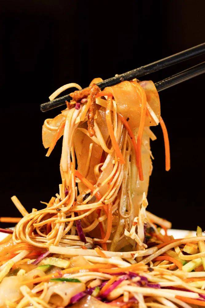 東北人烤肉坊8周年店慶!蒙古烤羊排半價吃!招牌海鮮統統只需8元