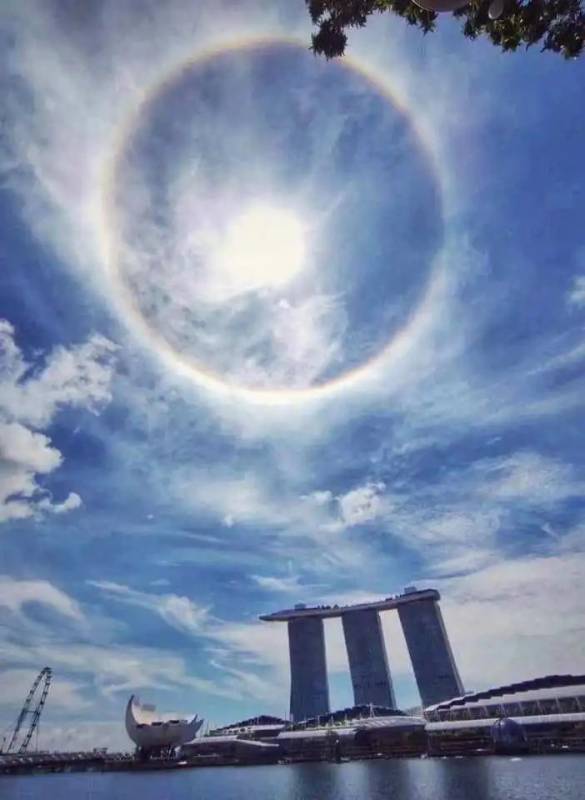 新加坡驚現絕美日暈彩虹光環，李顯龍總理、王瑞傑副總理也轉發了