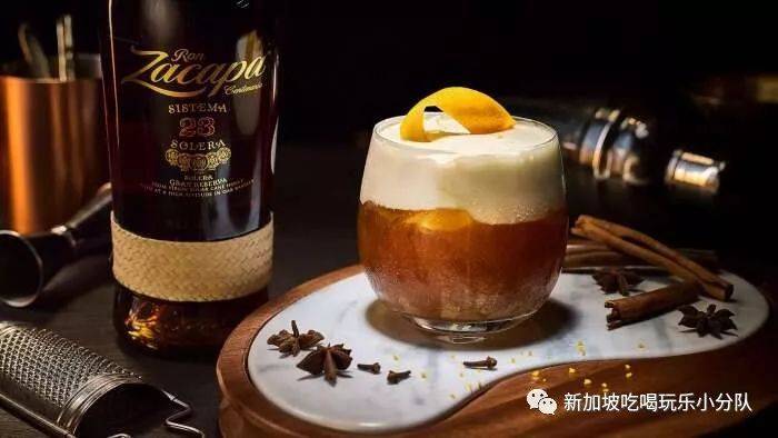 三分钟带你了解新加坡本地的风味鸡尾酒