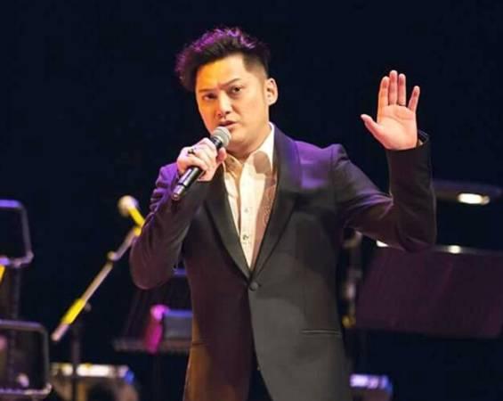 ◤肺炎疫情◢高烧一度39.4度 “广东歌王”曾咏恒确诊