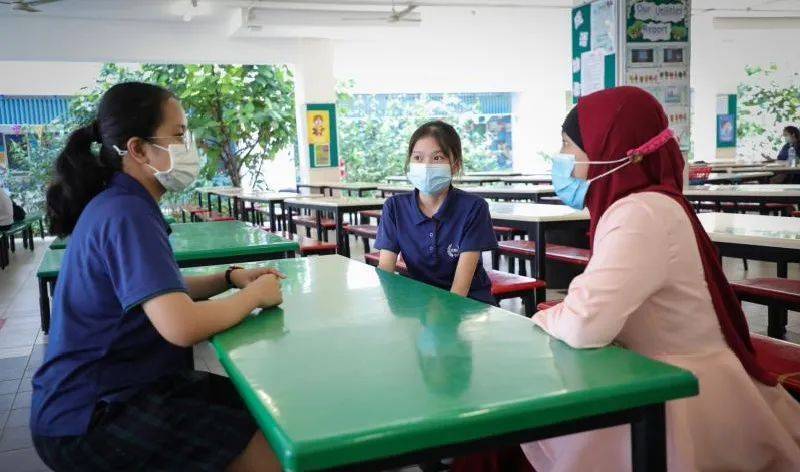 新加坡教育部探讨学校更灵活排课，鼓励开办华语马来语会话课
