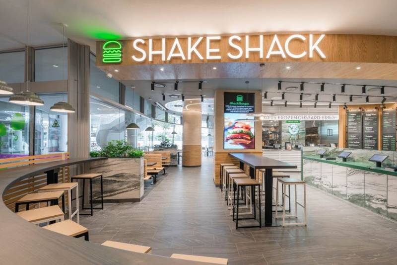 Shake Shack 新加坡第五家分行，12月1日正式開張🎉 Vivo City 推2款獨家限定美食、S$2限量版奶昔