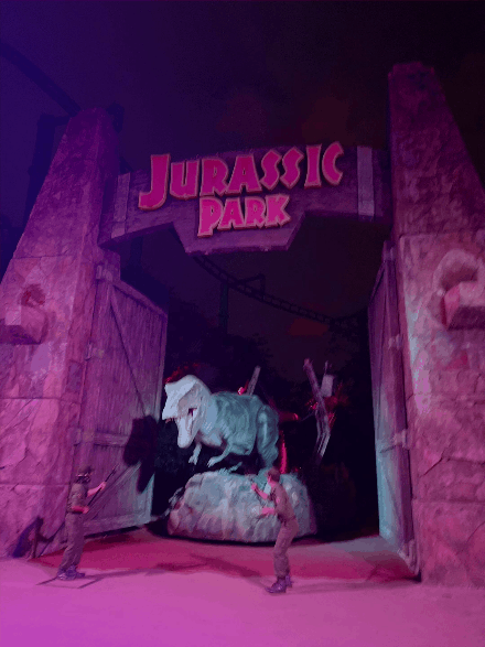 新加坡环球影城搞事情！恐龙大餐，超刺激的侏罗纪盛宴来啦