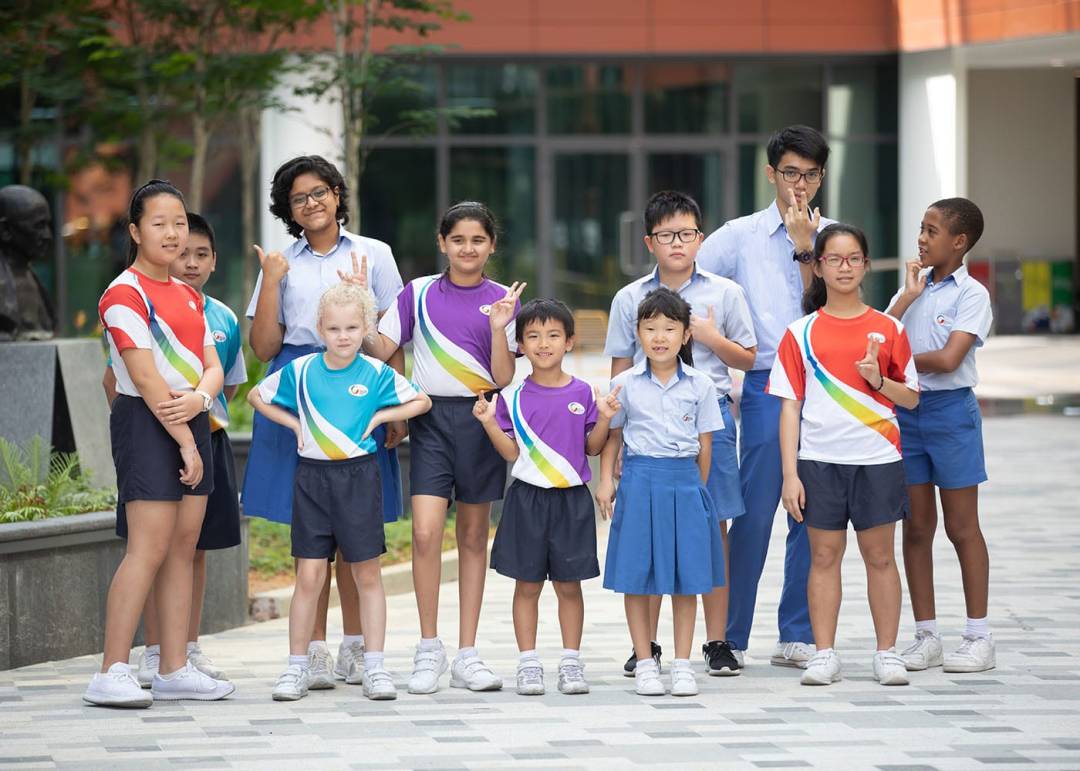 今天開考！疫情期間，新加坡會放低外國孩子進入政府學校的門檻嗎
