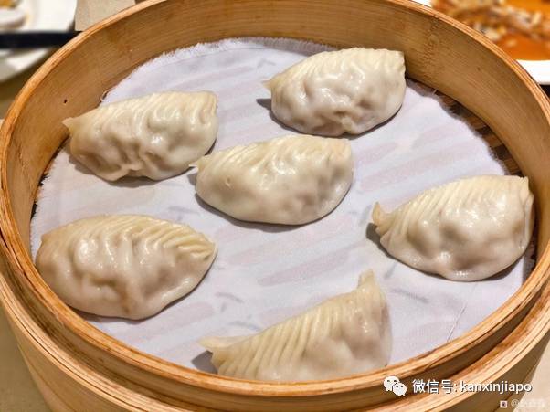 探店吐槽！知名小笼包连锁店到新加坡就变了味儿