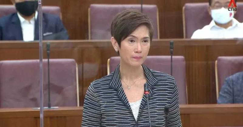 “今年,你們都離開了新加坡!我先不走了,因爲...”