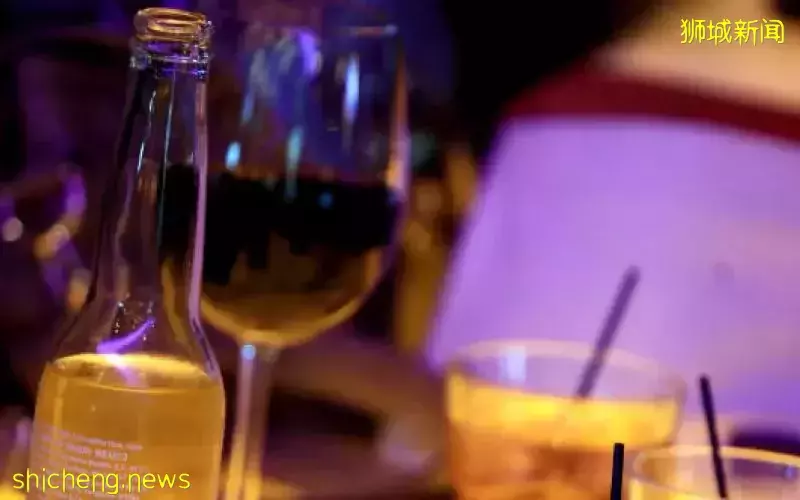 喝优质葡萄酒 比较不伤肝