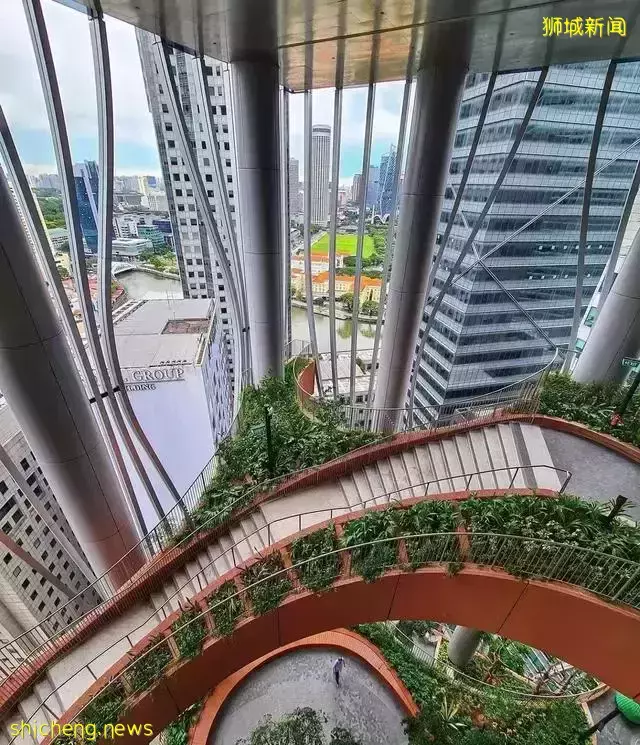 CapitaSpring大楼新加坡最新地标竣工,空中花园开放参观