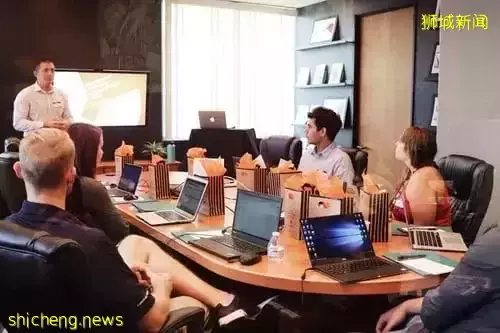 新加坡將迎來“離職潮”,6成員工期待跳槽加薪