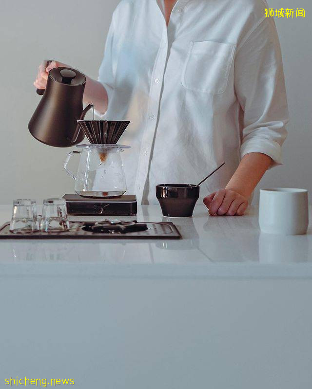 黑白极简风Cafe“Abseil”🖤全店只有五张桌子!静谧环境下品味咖啡☕