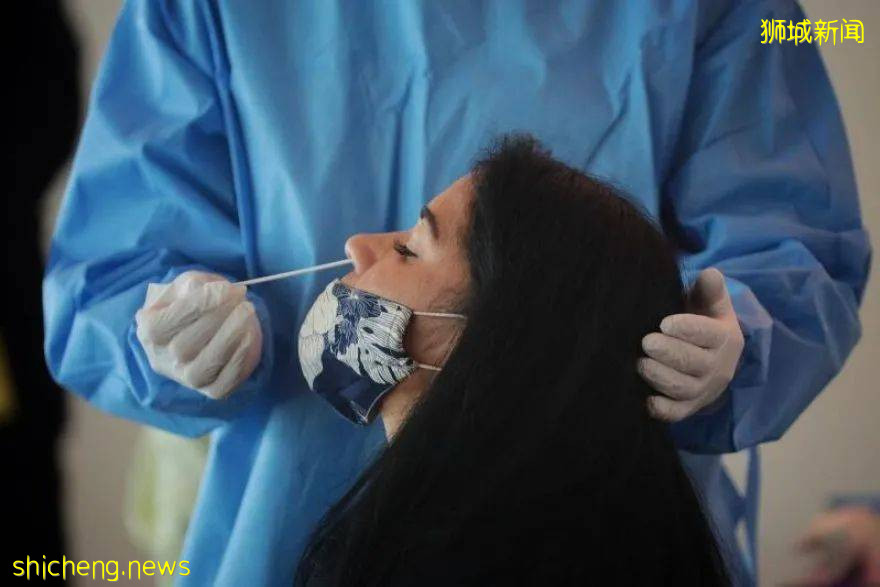 專家預測新加坡將日增1萬！網友吐槽：喊了兩年加油，最後自己參加總決賽