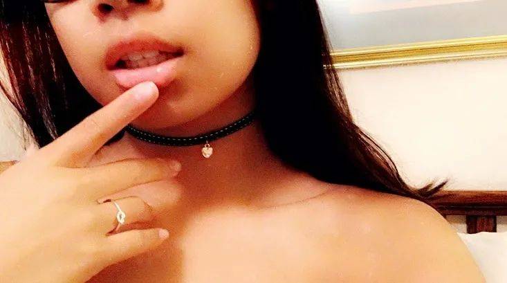 新加坡猥琐男假装“干爹”经纪人，骗了11个女孩拍裸照、发生关系