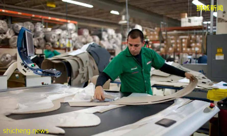 新加坡男子盗用公司打印机做私人生意70次!下月开始坐牢