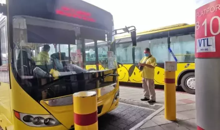 买了VTL车票竟然无法回国，女子网络寻找同名同姓者接手车票竟然找到