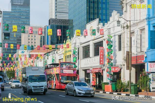 新加坡唐人街原来叫牛车水，市区最热闹的地方，聚集各种中国美食