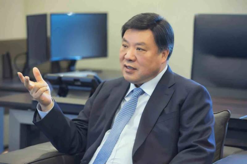 這兩個中國人,被新加坡海峽時報評爲“亞洲英雄”