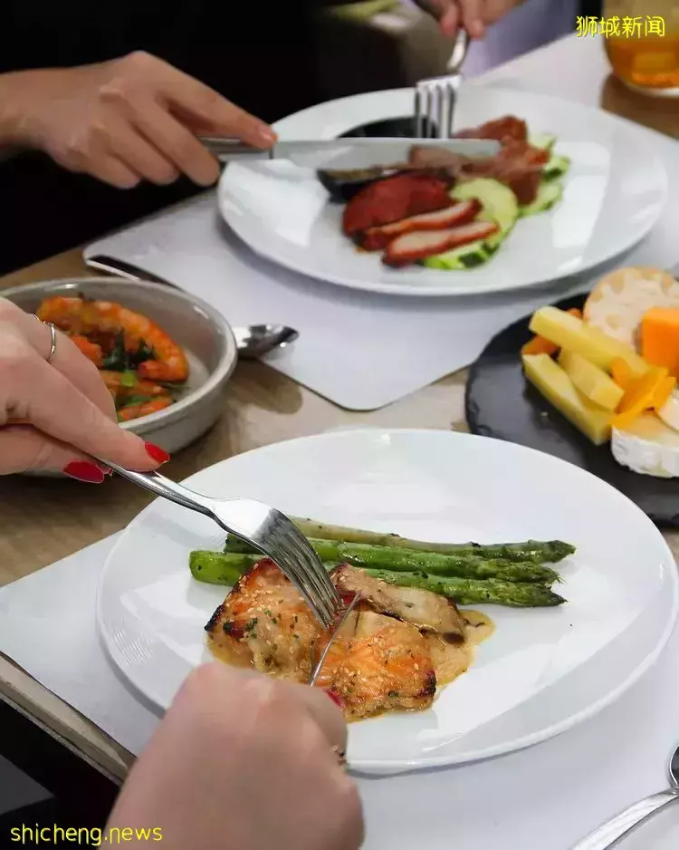 金沙Rise自助餐厅来啦! $35+起 (吃饱还可以去57楼看夜景~)