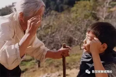 采访了100个在新加坡的人,你有多久没回国了?答案震惊了