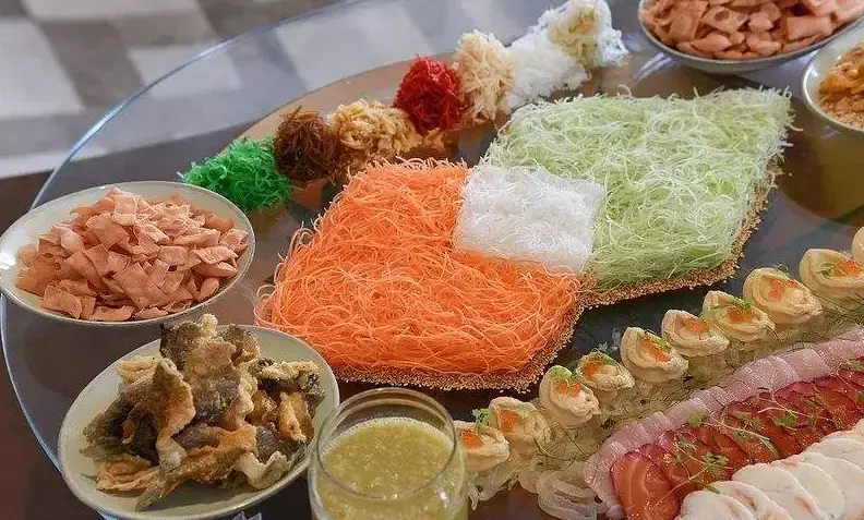 在新加坡发红包只能发双数!这些年俗你知道吗